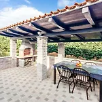 Vila House Tomas With Pool Near Pula, Istria, Istrien