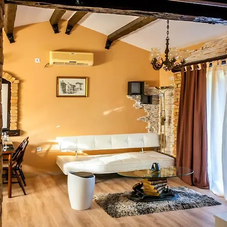 Villa House Tomas With Pool Near Pula, Istria, Istrien Marcana