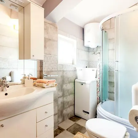 Villa House Tomas With Pool Near Pula, Istria, Istrien